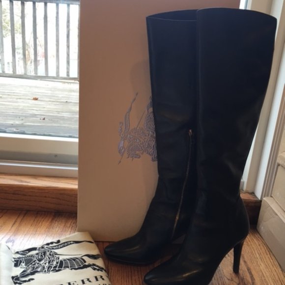 BURBERRY PRORSUM Woman's Boots Heels Shoes Leather Sz 39.5 Eur 9 US EUC - Picture 1 of 5